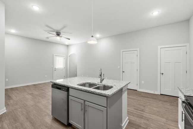 Building Photo - 3619 W 45th St S