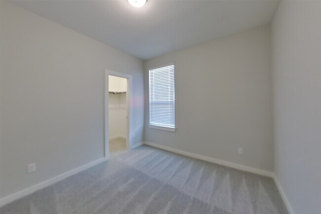 Building Photo - 2414 Cohorn Trl
