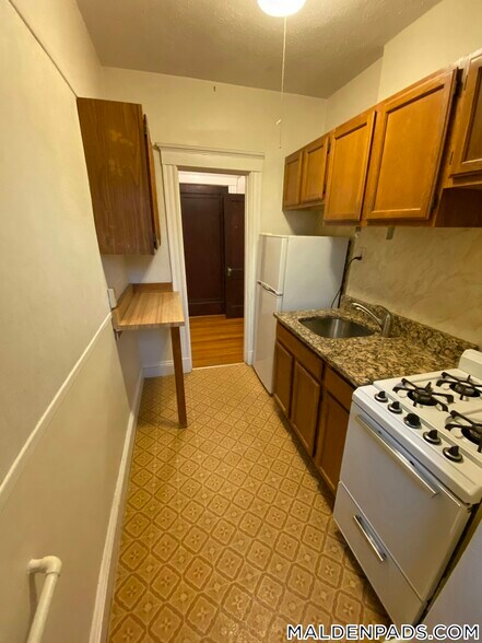 Building Photo - 17-19 Washington St.