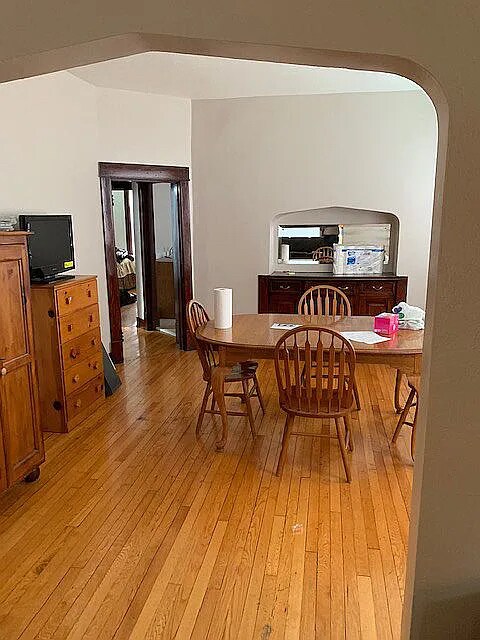 Building Photo - 839 Aurora Ave