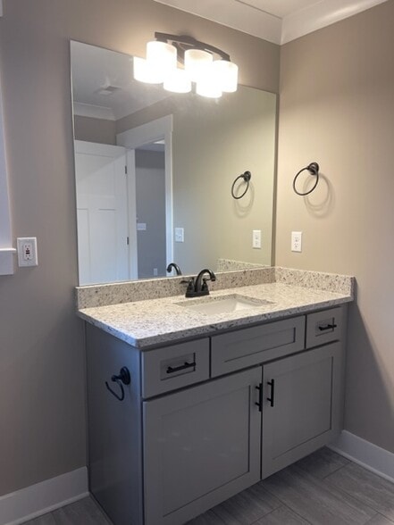 Building Photo - 26 W Horizon Dr