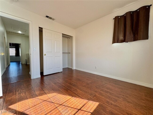 Building Photo - 7962 Traditional Ct