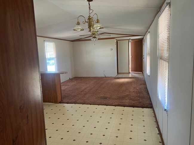 Building Photo - 2 Bedroom Singlewide near Pinetops Hilltop Mobile Home Park