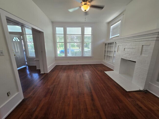 Building Photo - 1228 Virginia Blvd