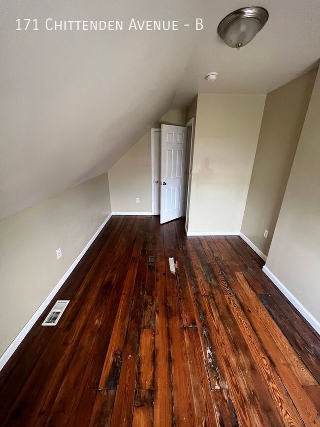Building Photo - 171 Chittenden Ave