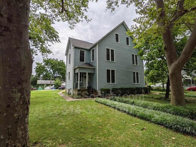 Building Photo - 2206 Blendon Pl