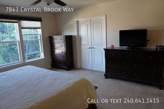 Building Photo - 7843 Crystal Brook Way