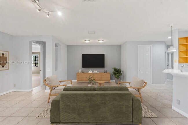 Building Photo - 2649 Center Ct Dr