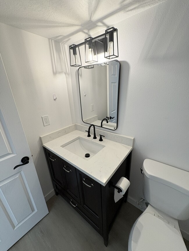 Building Photo - 7898 Tinamous Rd