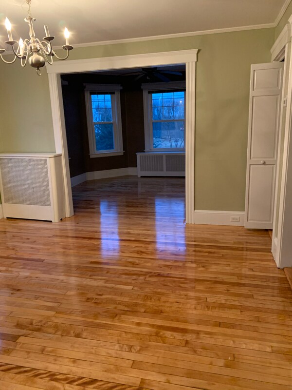Building Photo - 468 Massasoit Rd