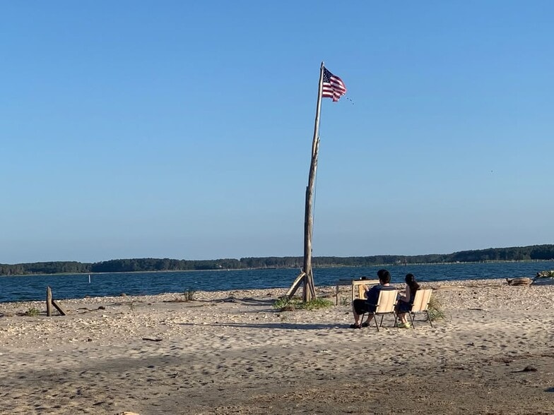 Building Photo - 152 Slate Rd