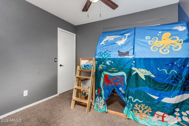 Building Photo - 12106 N 128th Ave