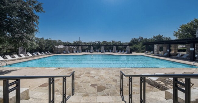 Building Photo - New Rental Alert! 2 Weeks Free Rent with 15 Month Lease