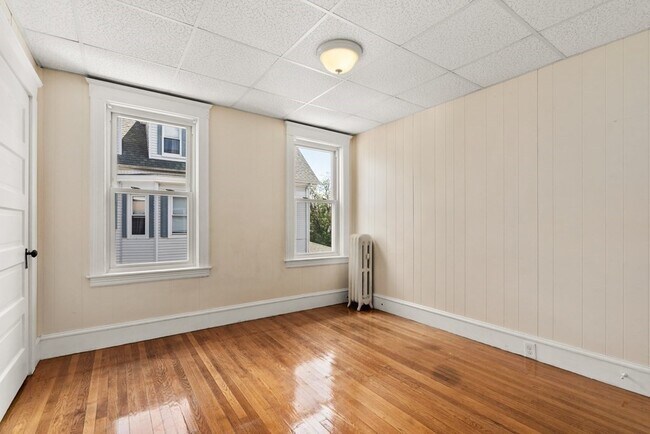 Building Photo - 29 Smith St