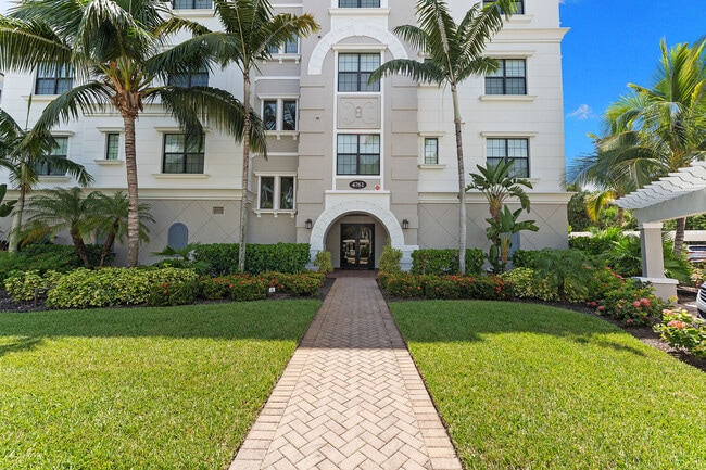 Primary Photo - 4761 Via Del Corso Ln