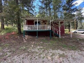 Building Photo - 711 Main St