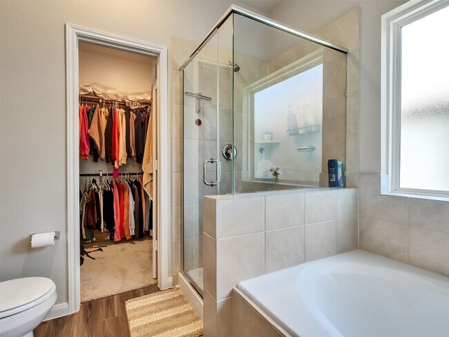 Building Photo - 2416 Bluefish Ct