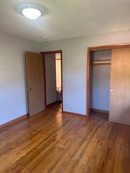 Building Photo - 315 Palomino Ln