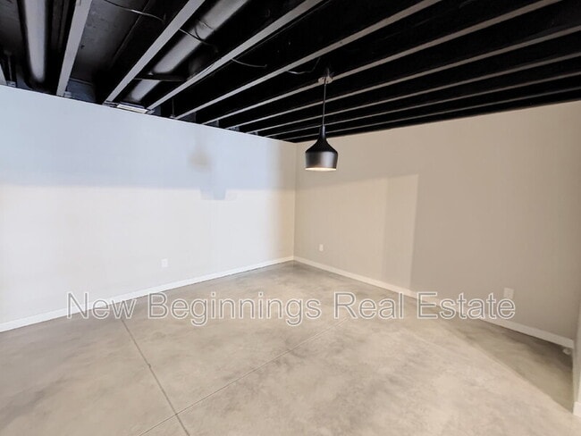 Building Photo - 5313 Palomino Ranch Point