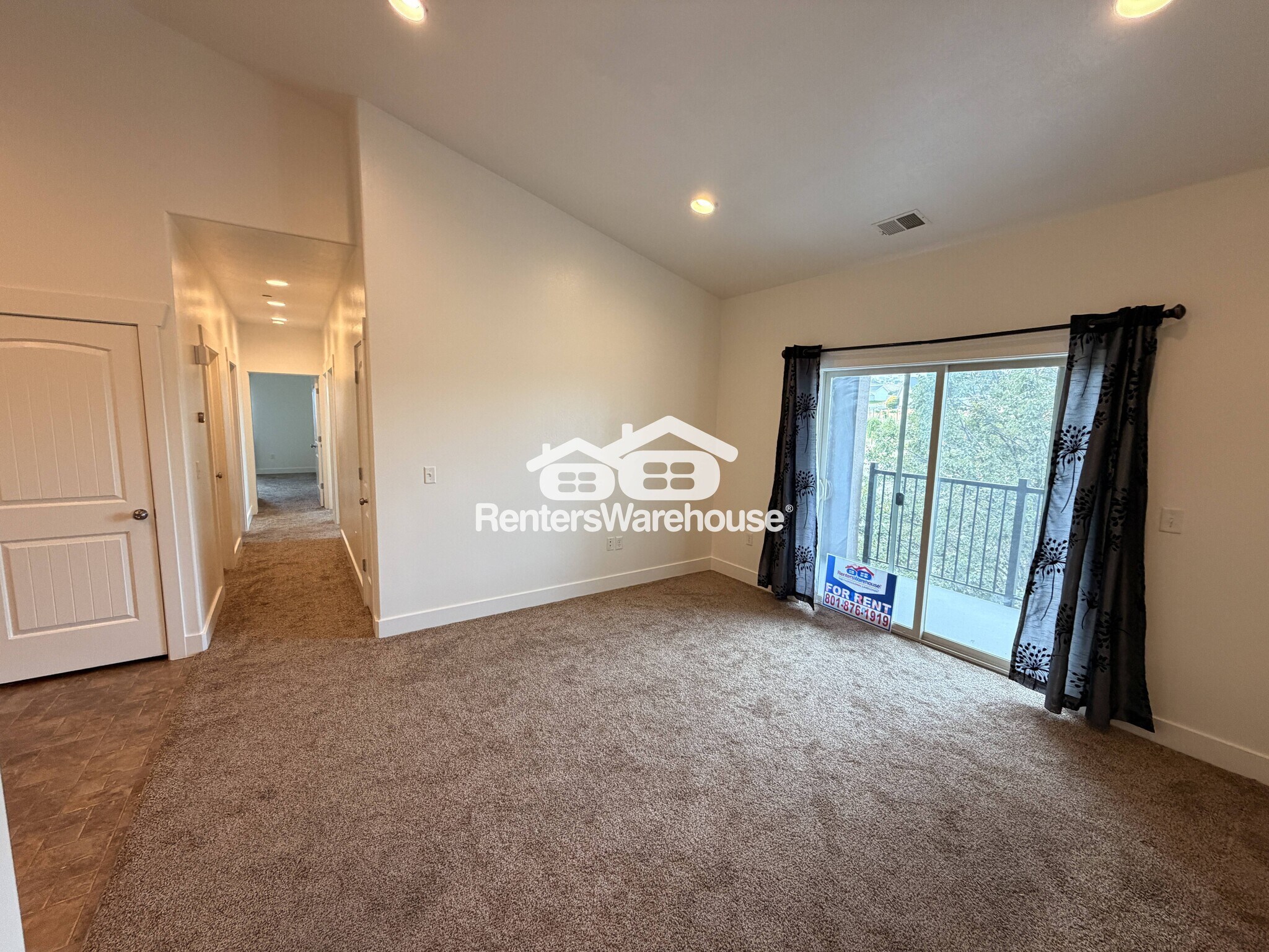 Building Photo - 147 W Spring Hill Way