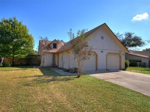Building Photo - 415 Fantail Loop