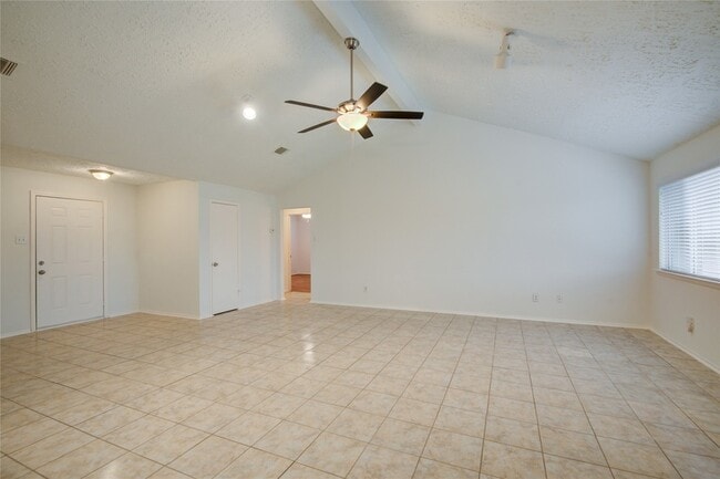 Building Photo - 1911 Ripple Creek Dr