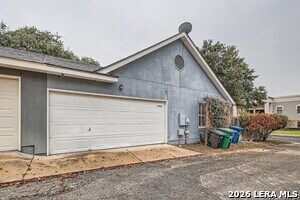 Building Photo - 16815 Brookwood