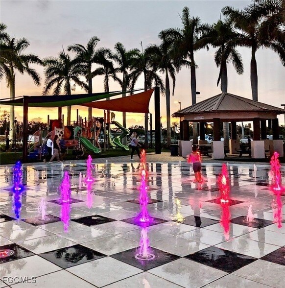 Building Photo - 545 SE 4th Terrace