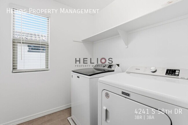 Building Photo - 4241 S 58th Dr