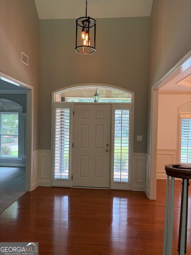 Building Photo - 96 Highgrove Dr