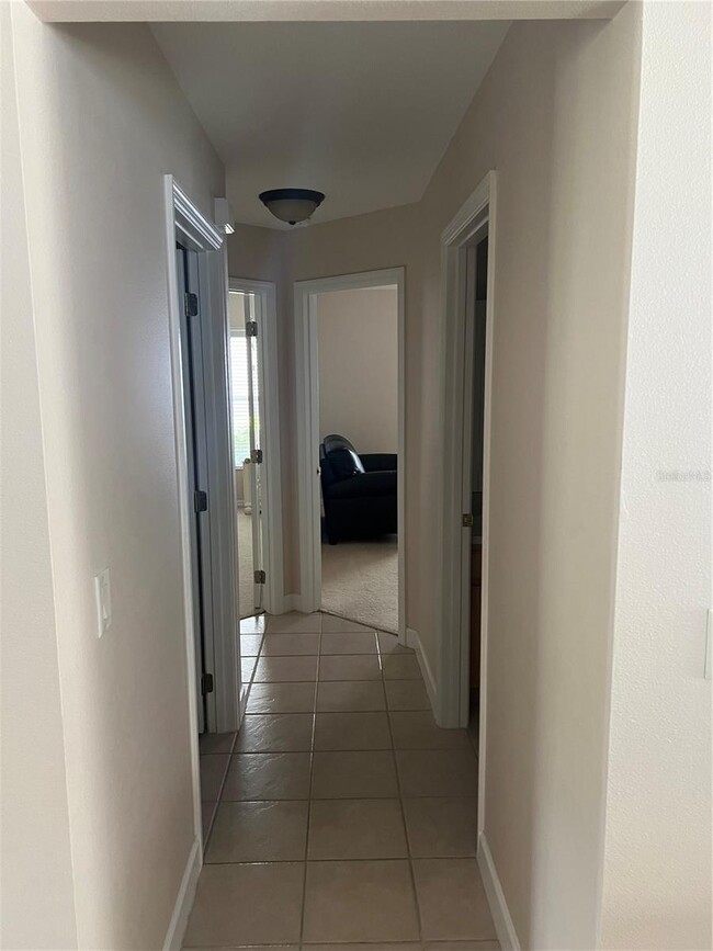 Building Photo - 321 Troon Cir
