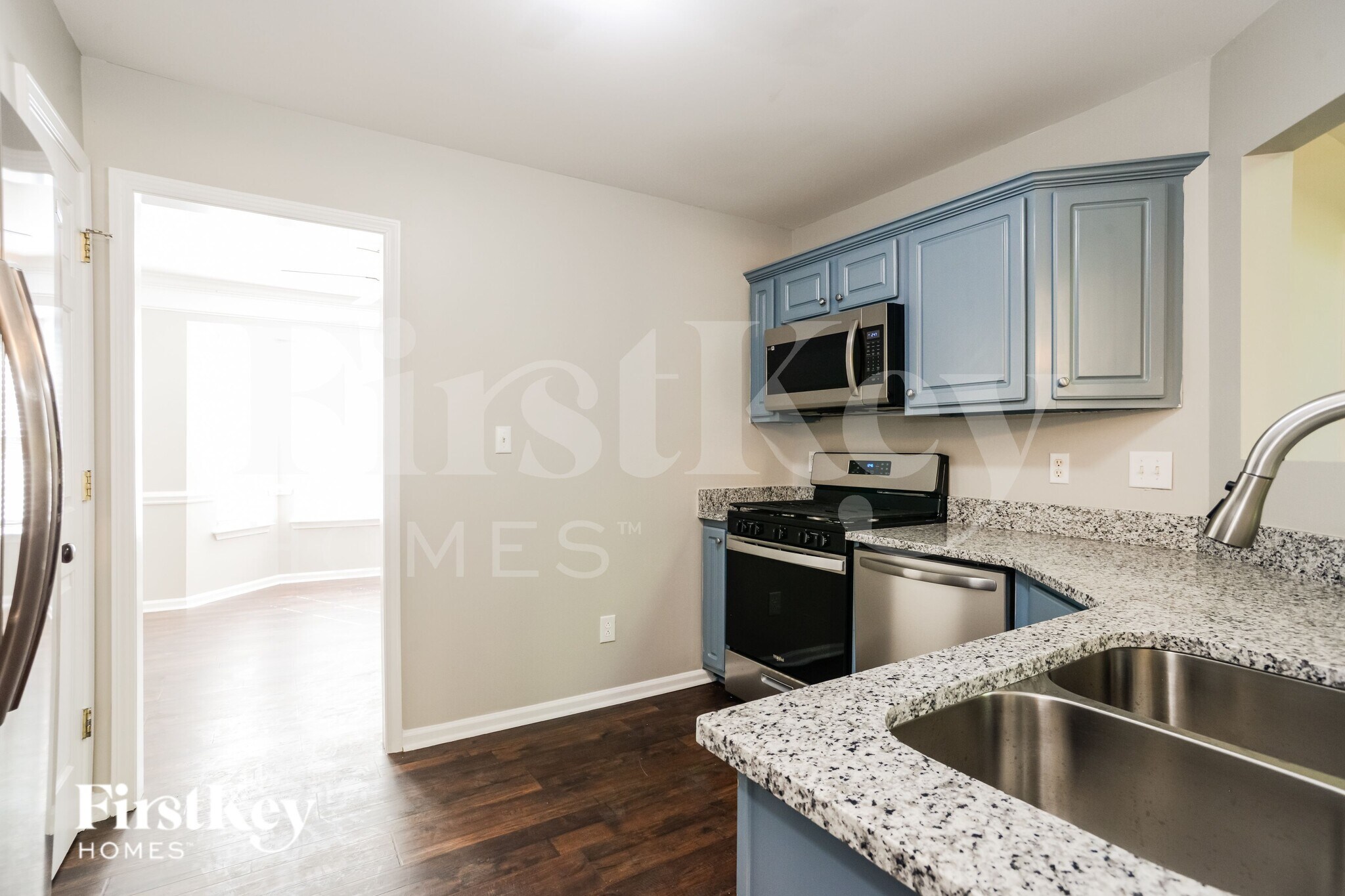 Building Photo - 4230 Chatterleigh Dr