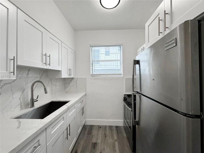 Building Photo - 900 Jefferson Ave