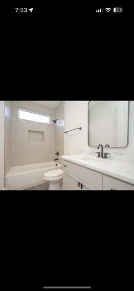 Building Photo - 113 McCall St