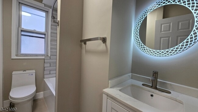 Building Photo - 411 Lanza Ave