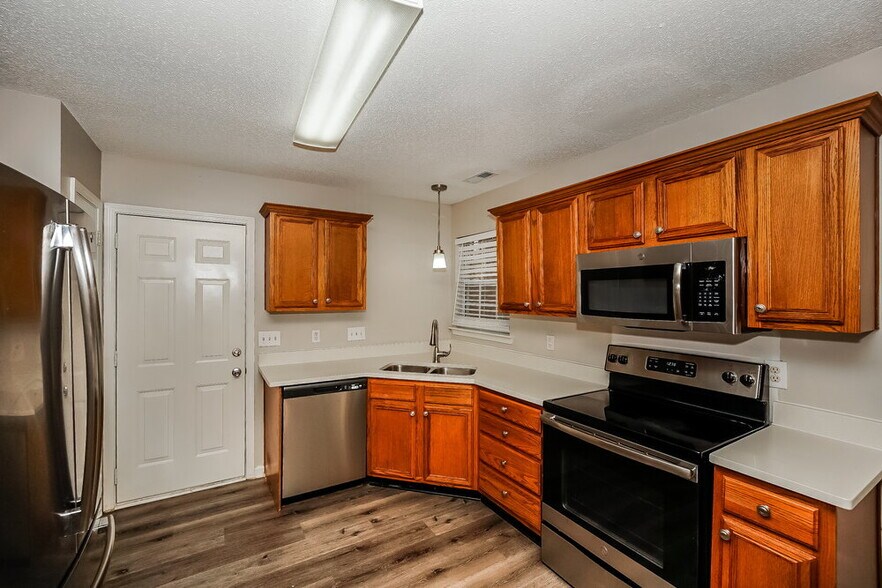 Building Photo - 1854 Colin Creek Ln