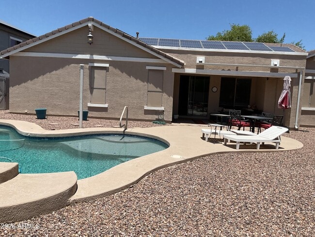 Building Photo - 14335 W Country Gables Dr