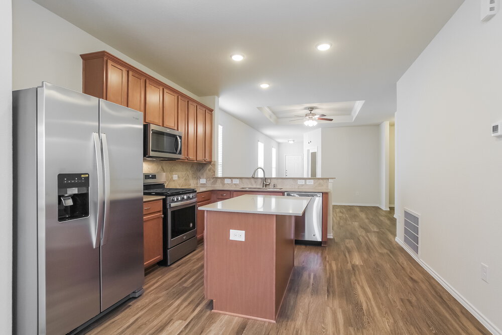 Building Photo - 14715 Sierra Garden Dr