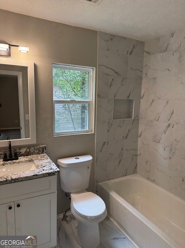 Building Photo - 1297 Old Countryside Cir