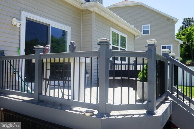 Building Photo - 9820 Leighland Ct