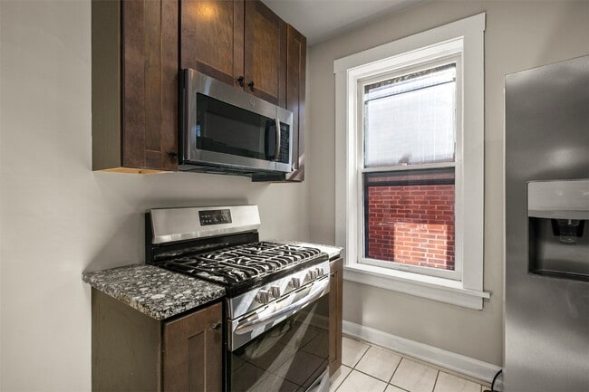 Building Photo - 3473 S Spring Ave