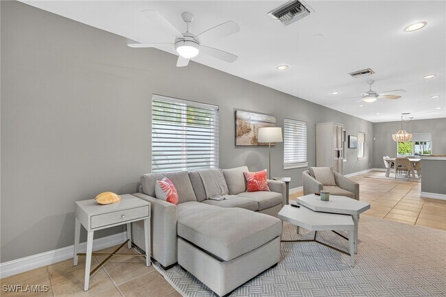 Building Photo - 740 5th Ave N