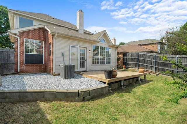 Building Photo - 945 Azalia Dr