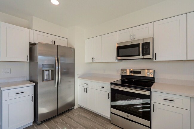 Building Photo - Lovely Chandler Home near everything!