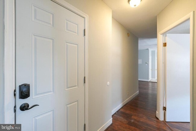Building Photo - 7401 Andrews Ave