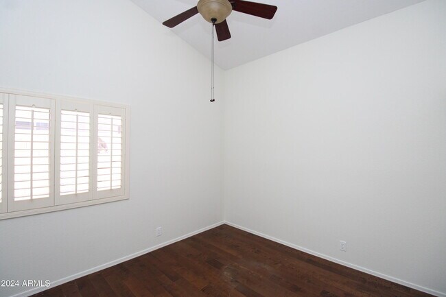 Building Photo - 4052 E Palo Brea Ln