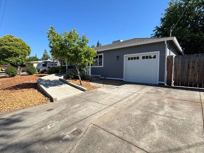 Building Photo - Completely Renovated Concord Retreat: Cozy...