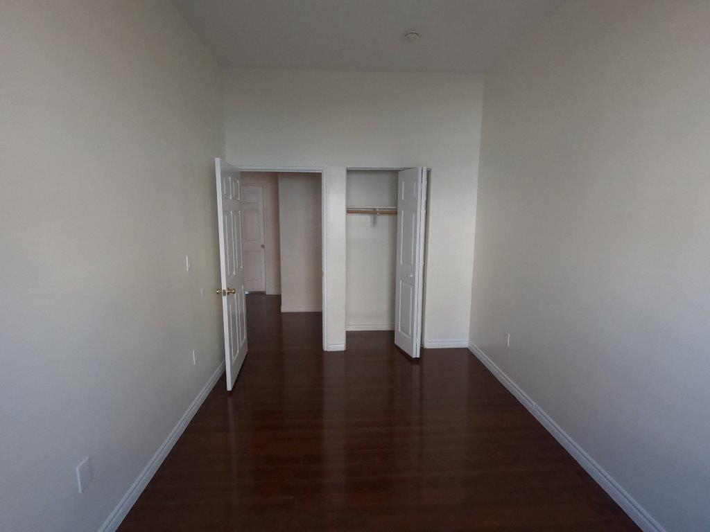 Building Photo - 8735 Cedros Ave