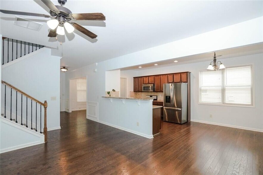 Building Photo - 438 Privet Cir