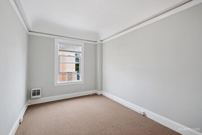 Building Photo - 312 Fillmore St
